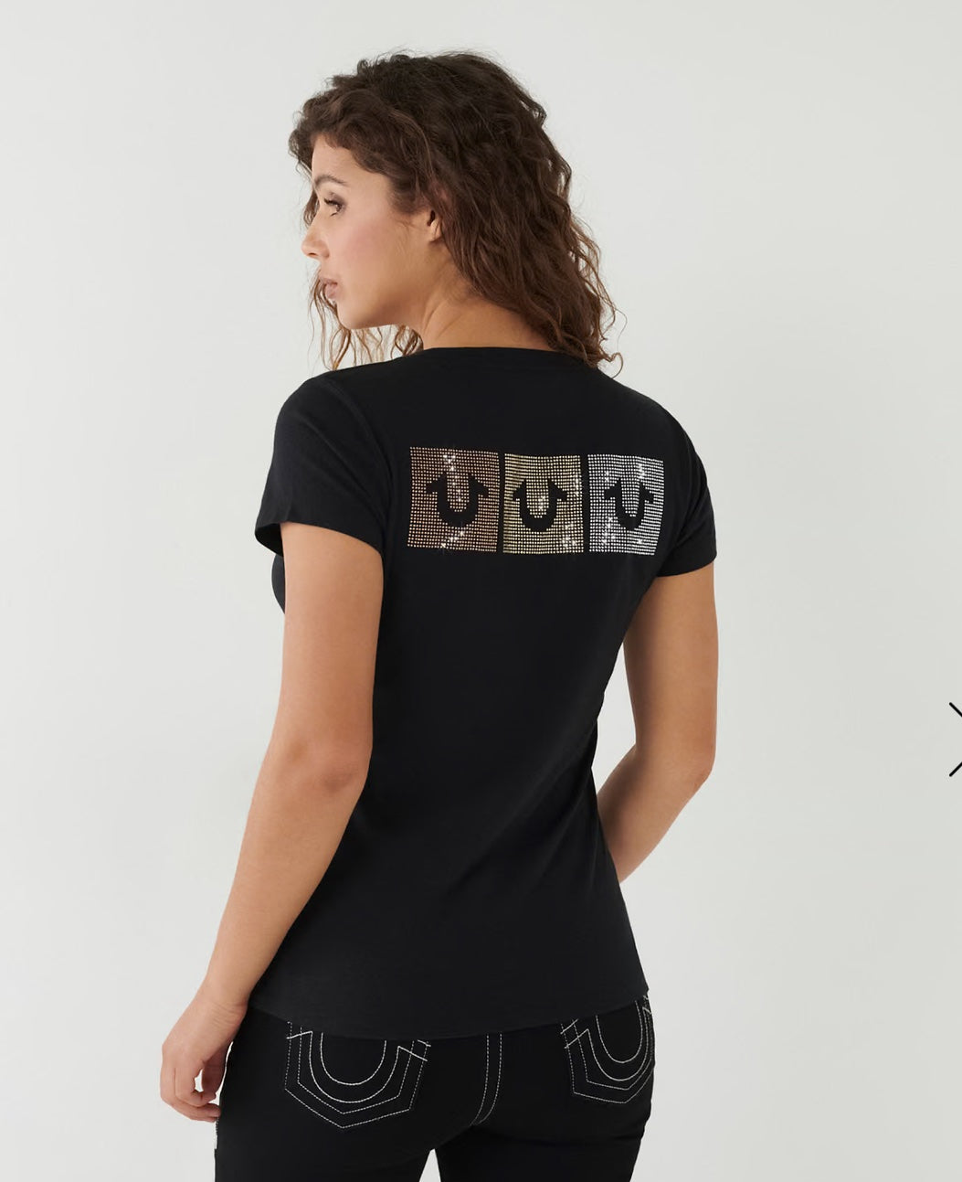 TRUE RELIGION CRYSTAL V NECK TEE