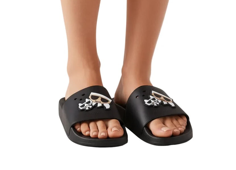 Shoes & Slippers