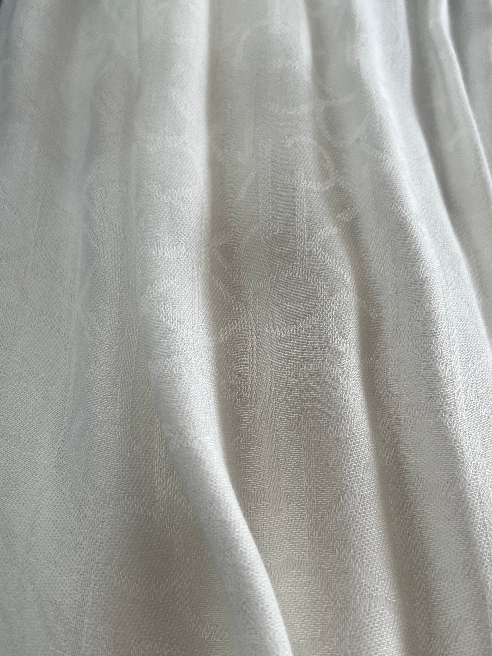 CALVIN KLEIN off white SCARF