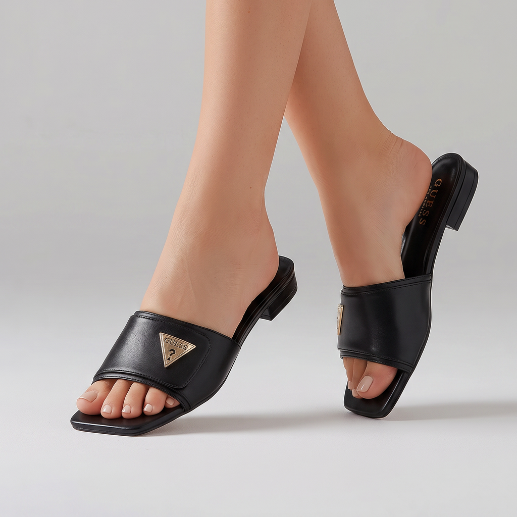 GUESS Black Leather Slipper