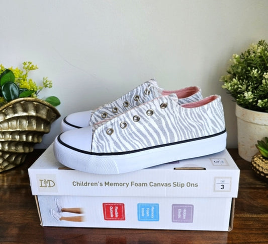 Girls Sneakers No Laces