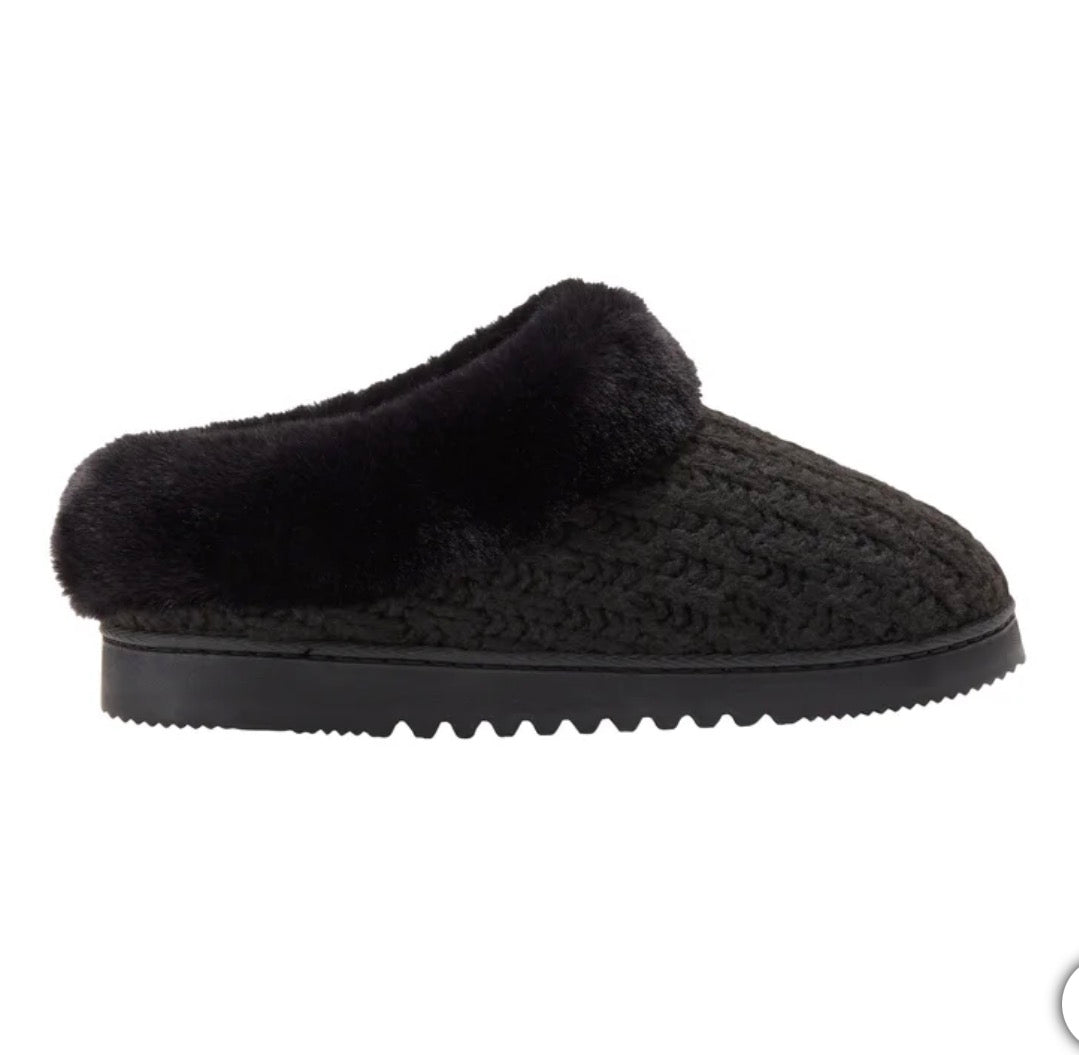 Dearfoam Black Slippers