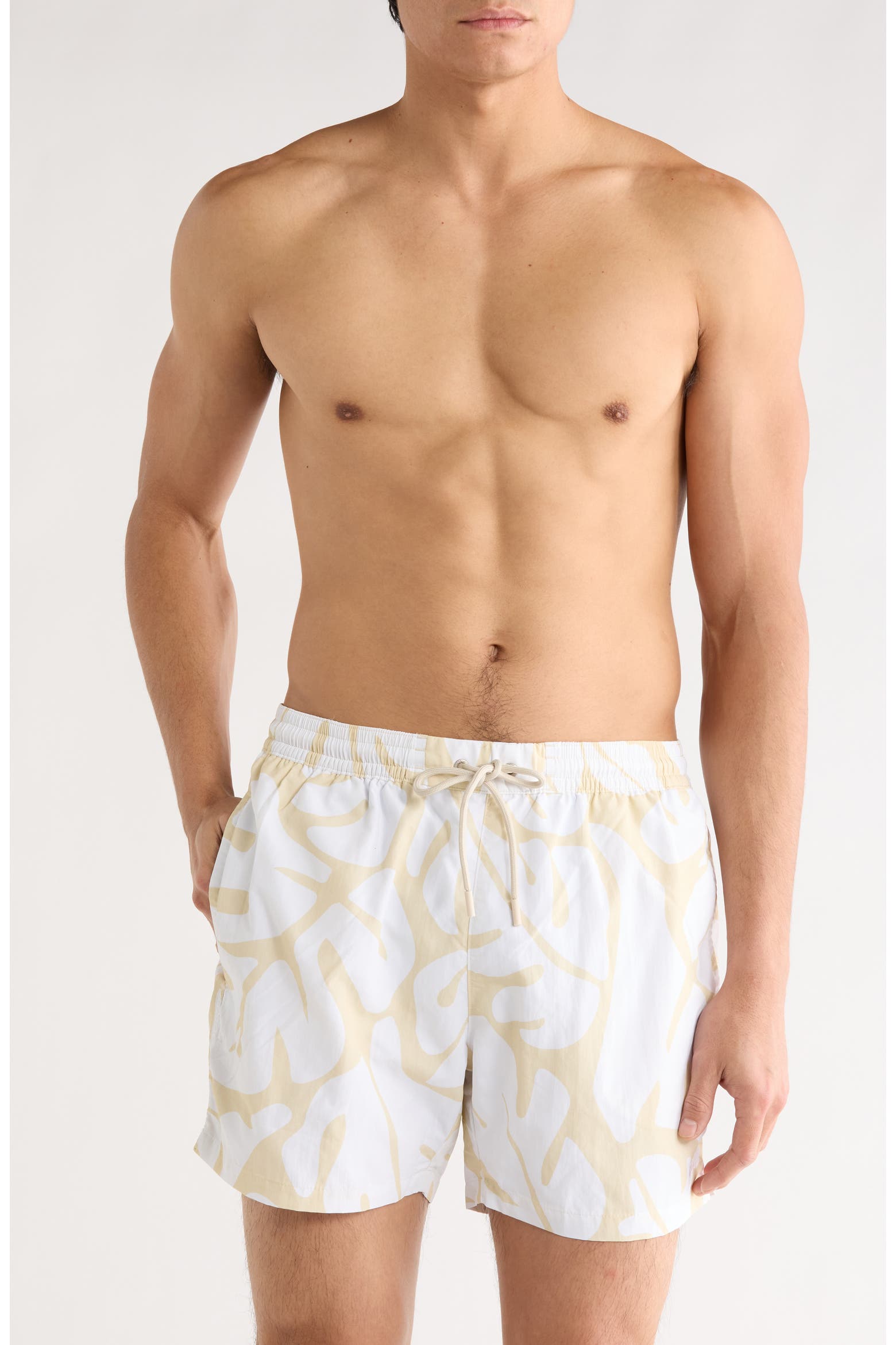 BOSS TRUNK BEIGE AND WHITE