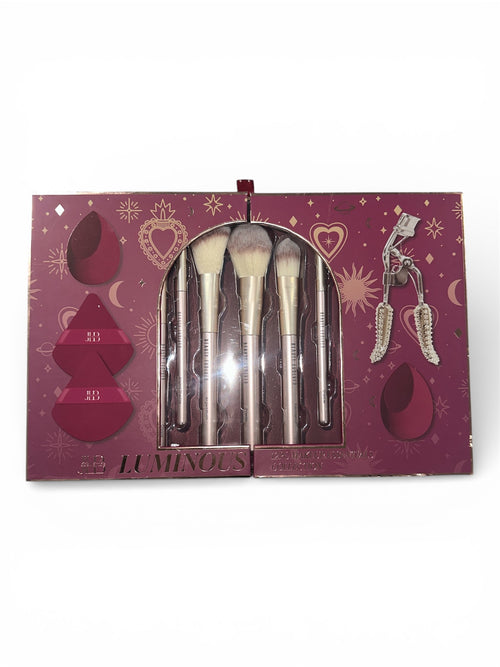 12 Pieces Makeup Essentials Collection