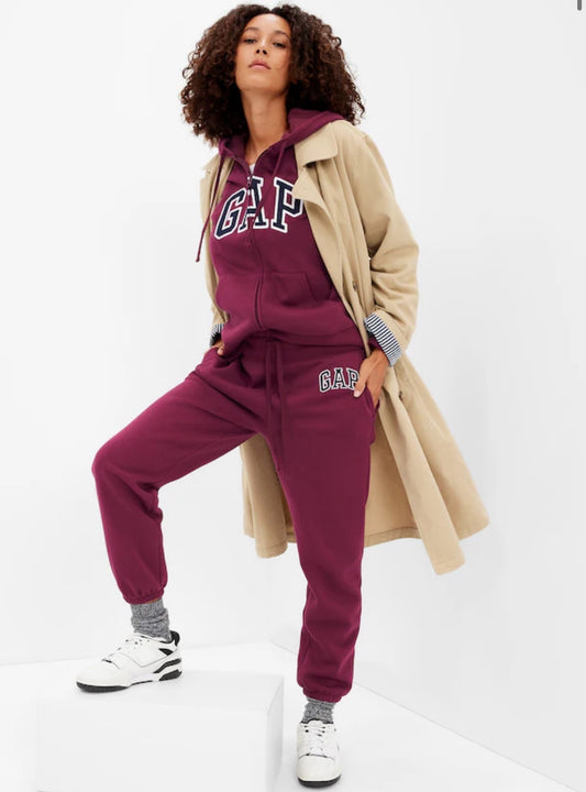 GAP Burgundy 2 Pcs Set